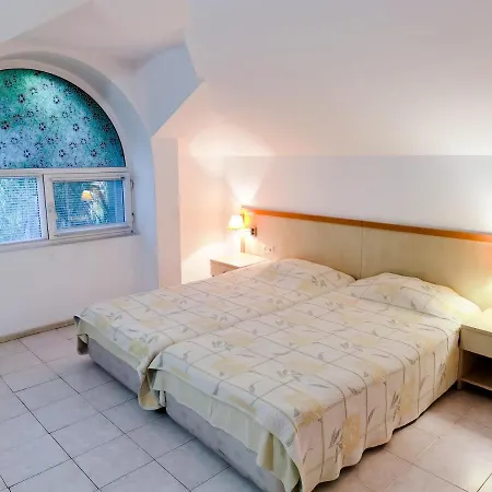 Green Villa ساني بيتش